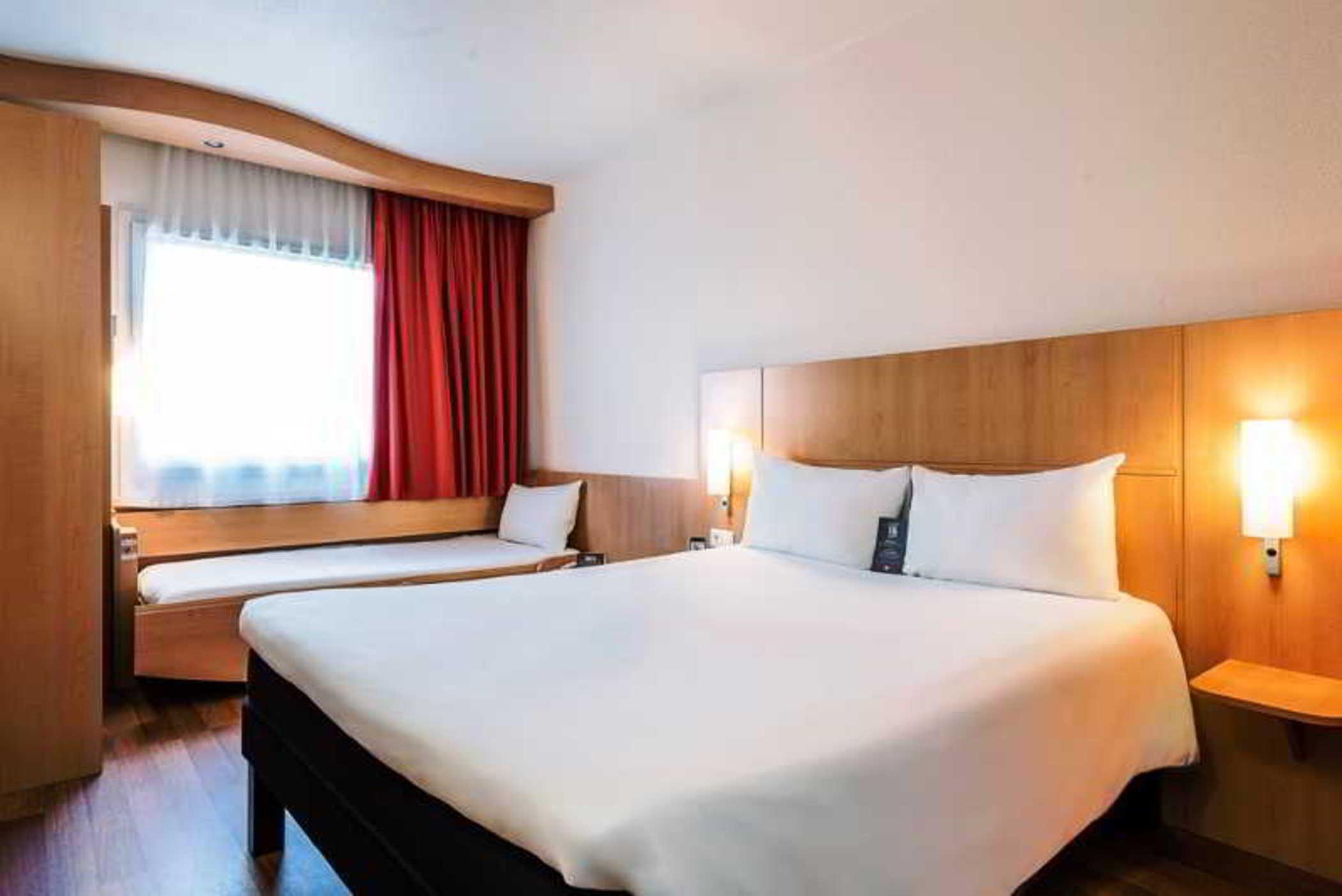 Ibis Madrid Calle Alcala Eksteriør billede