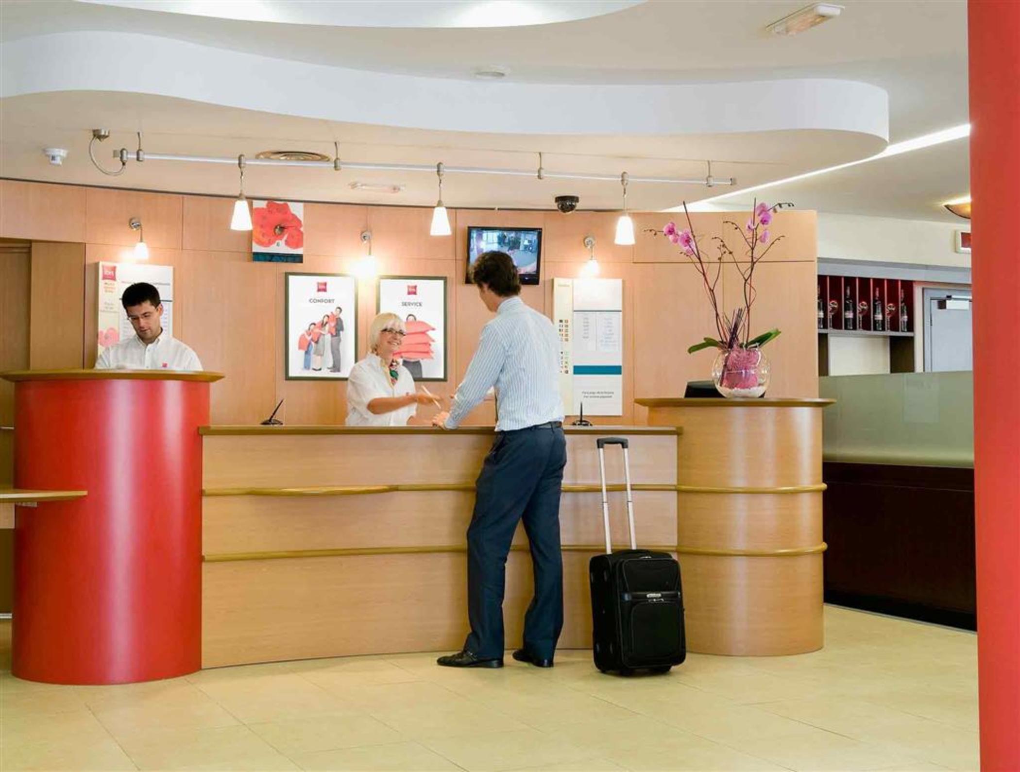 Ibis Madrid Calle Alcala Eksteriør billede